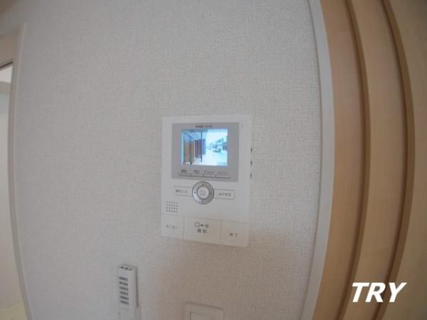 �y���̑��ݔ��z�@���j�^�[�t�C���^�[�z��