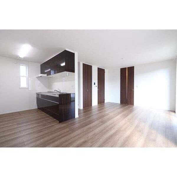 �y���ԁE���r���O�z�@