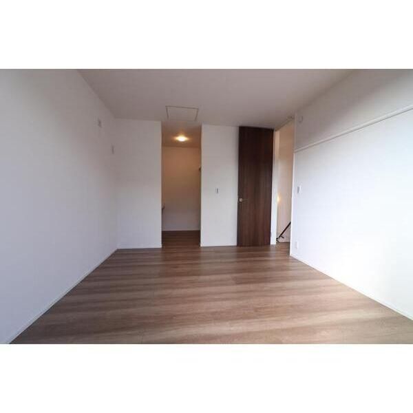 �y���̑������E�X�y�[�X�z�@