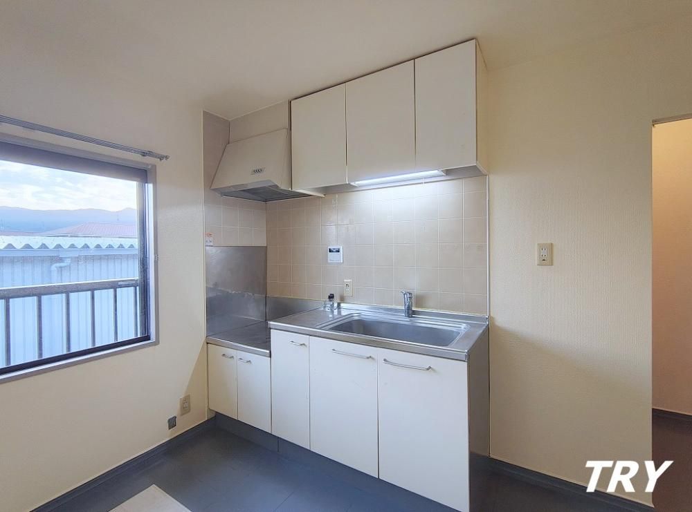 �y�L�b�`���z�@