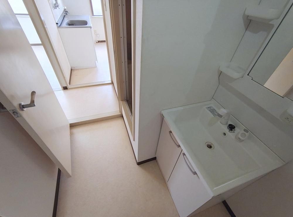 �y���ʏ��z�@