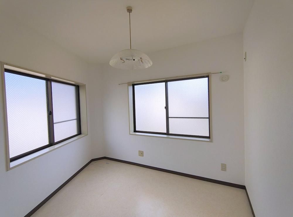 �y�Q���z�@