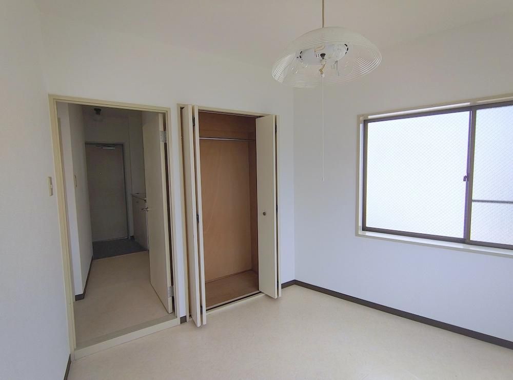 �y�Q���z�@