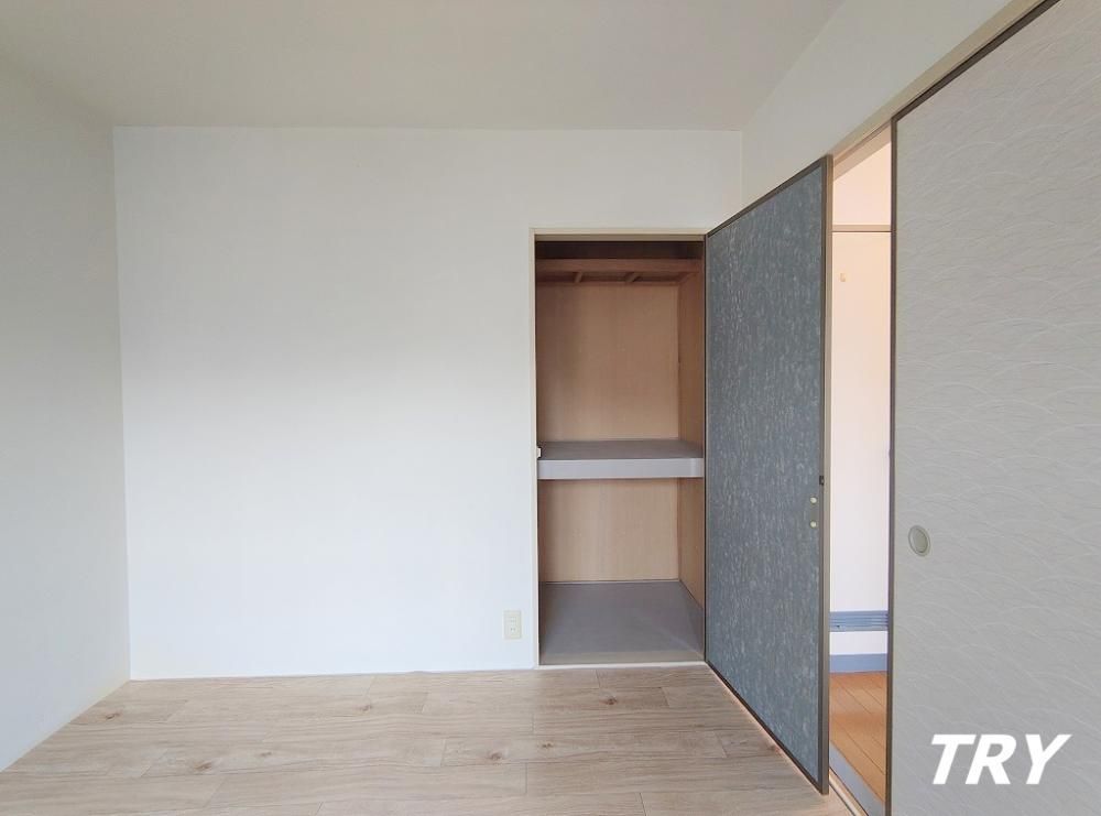 �y���[�z�@