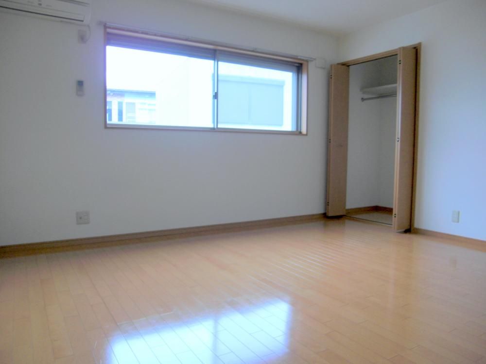 �y�Q���z�@