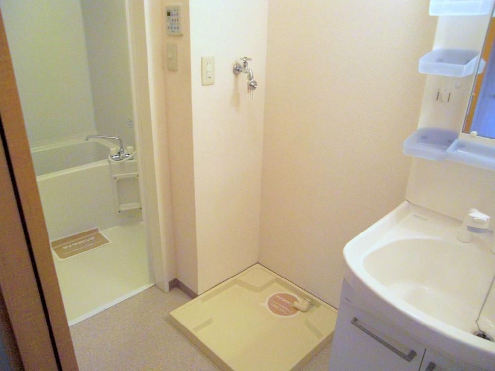 �y�g�C���z�@