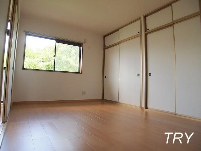 �y�Q���z�@