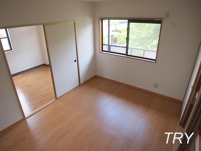 �y�Q���z�@