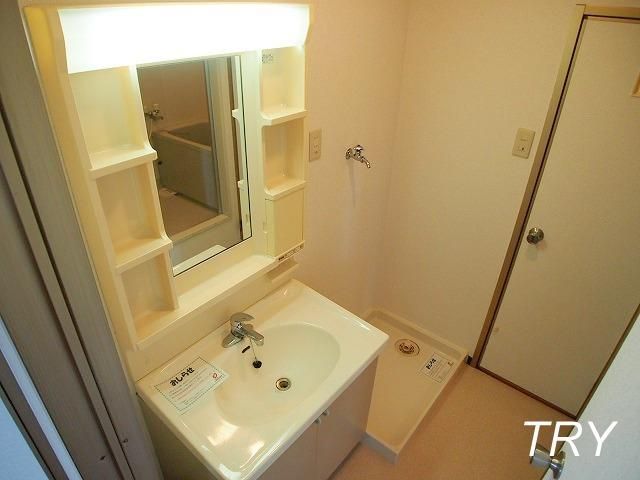 �y���ʏ��z�@