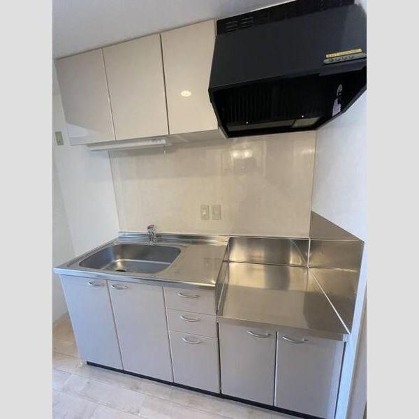 �y�L�b�`���z�@