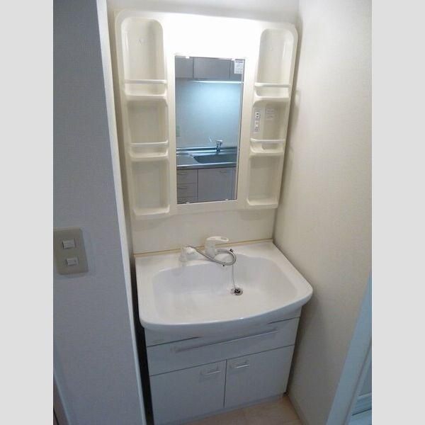 �y���ʏ��z�@