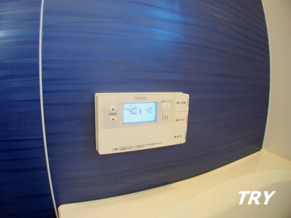 �y�o�X�z�@����������