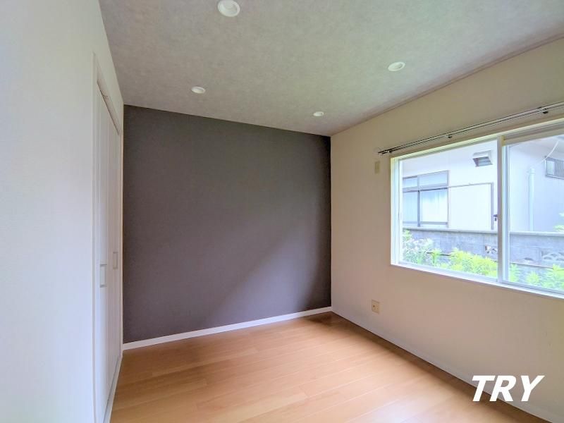 �y�Q���z�@