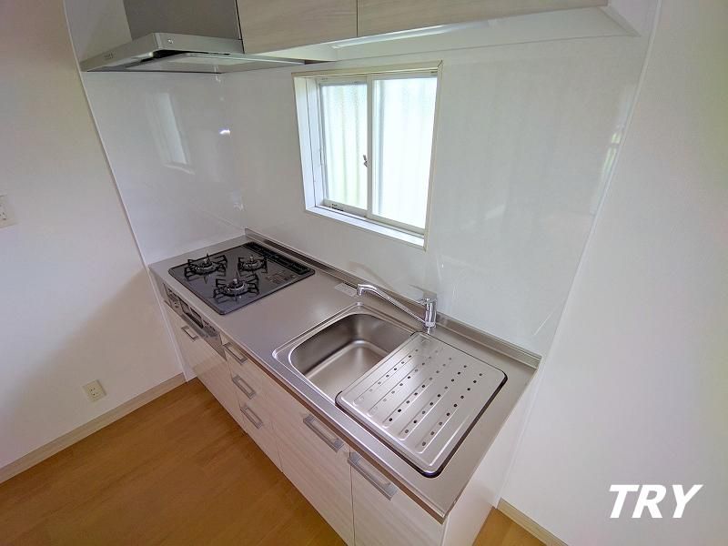 �y�L�b�`���z�@