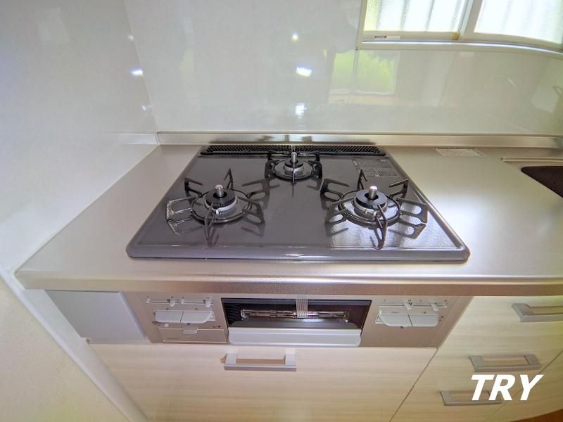 �y�L�b�`���z�@