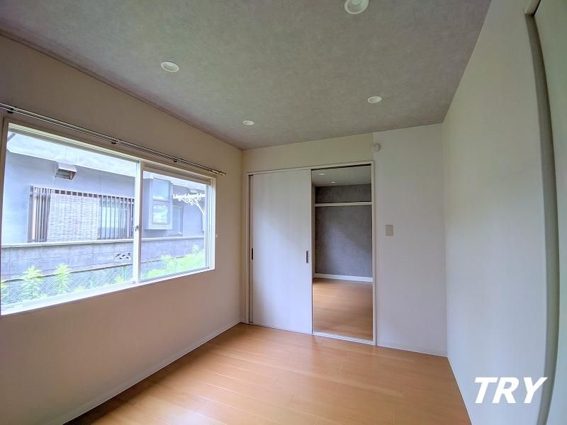 �y�Q���z�@