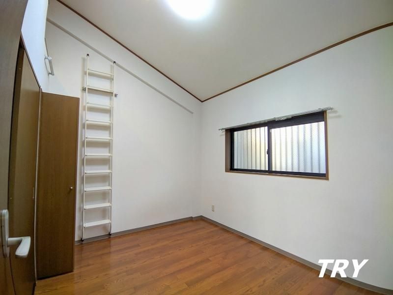 �y�Q���z�@