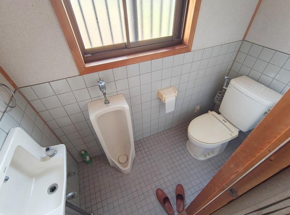 �y�g�C���z�@