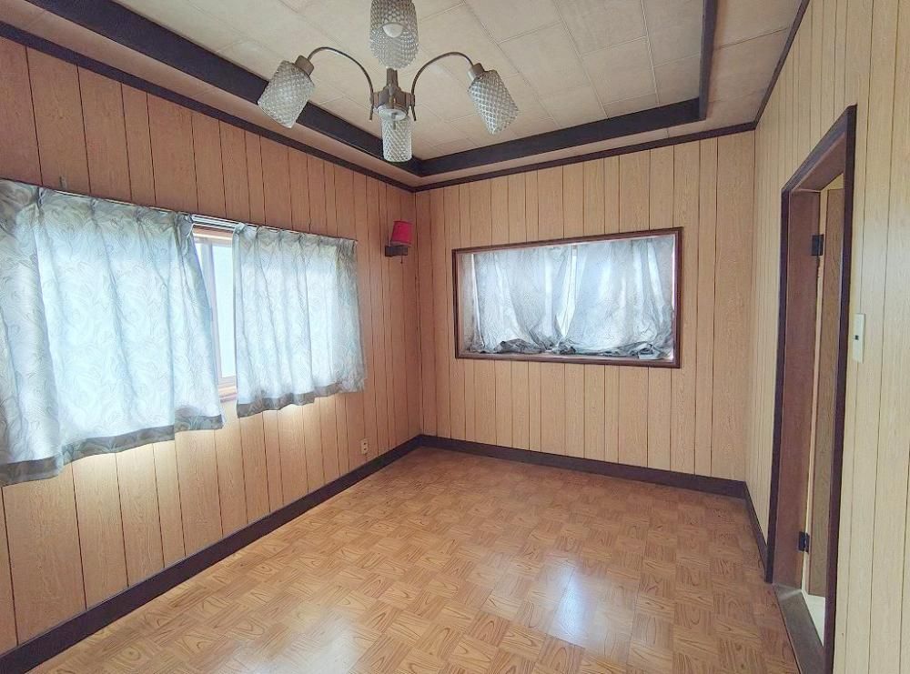 �y���̑������E�X�y�[�X�z�@�P�K�m���U��