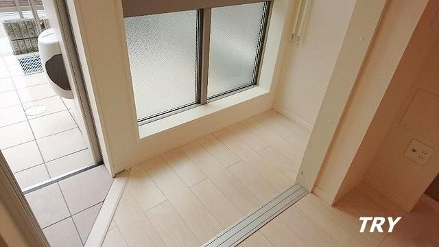 yx_z@Ci[eX