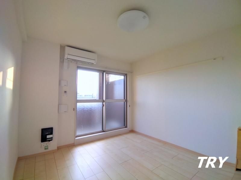 �y�Q���z�@