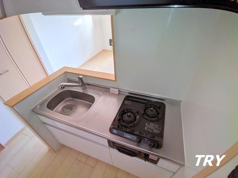 �y�L�b�`���z�@