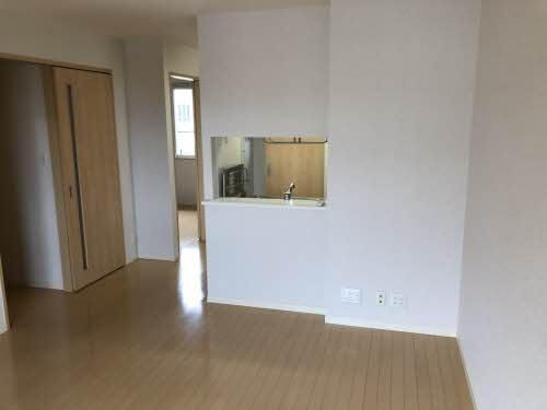 �y���ԁE���r���O�z�@