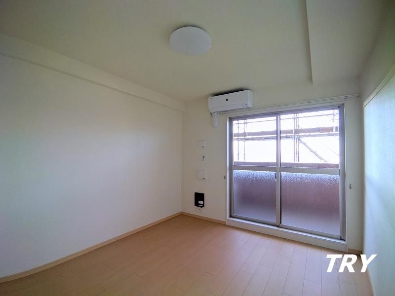 �y�Q���z�@