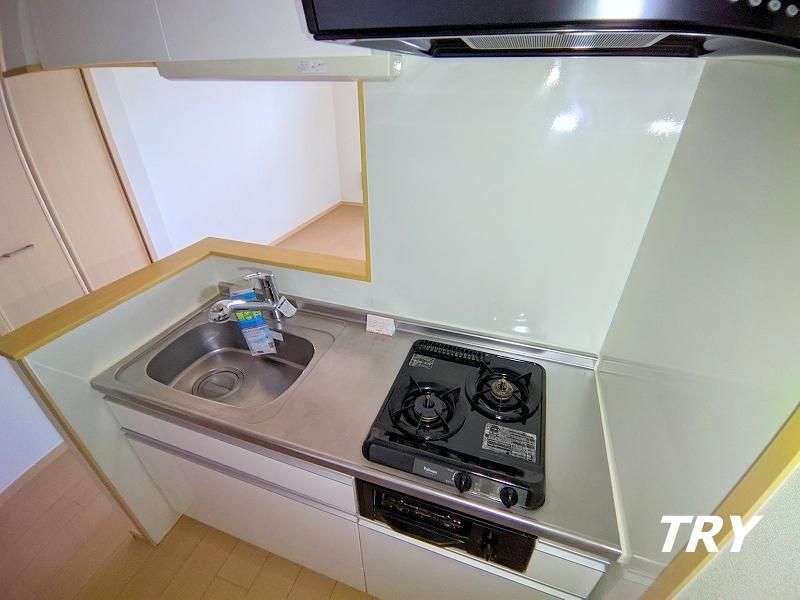 �y�L�b�`���z�@