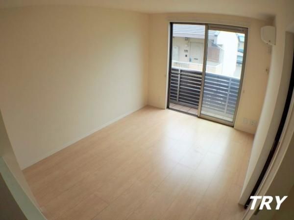 �y�����E���r���O�z�@