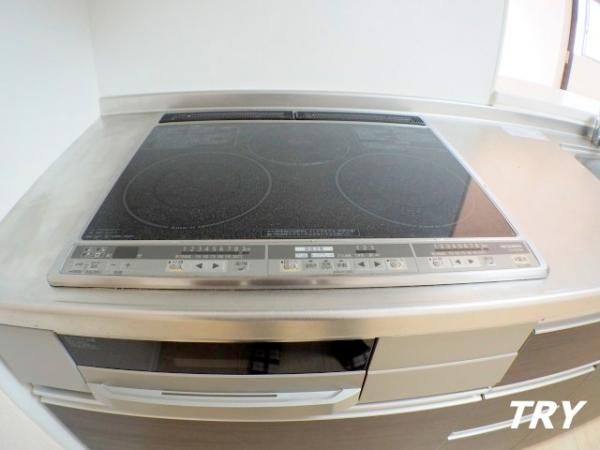 �y�L�b�`���z�@