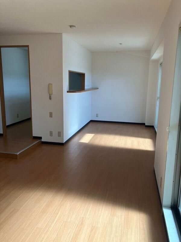 �y���ԁE���r���O�z�@