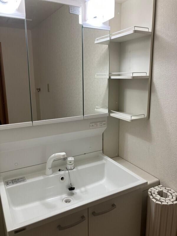 �y���ʏ��z�@