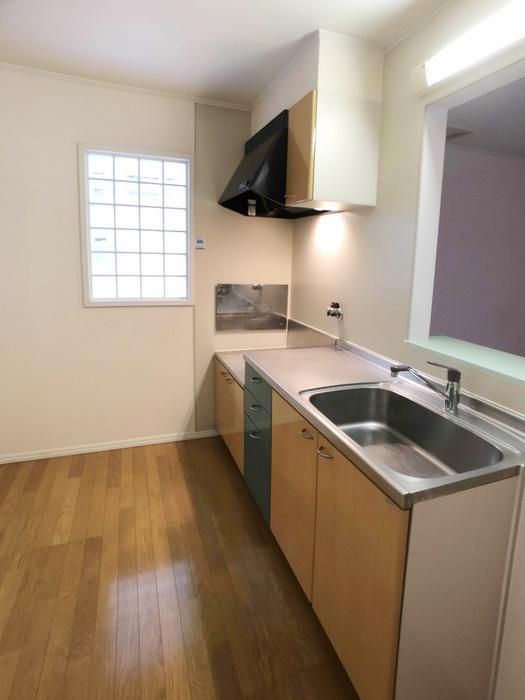 �y�L�b�`���z�@