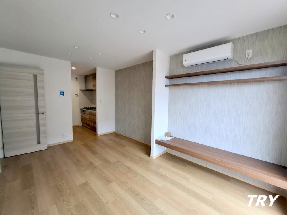 �y���ԁE���r���O�z�@