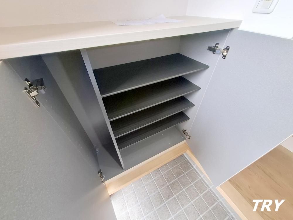 �y���ցz�@