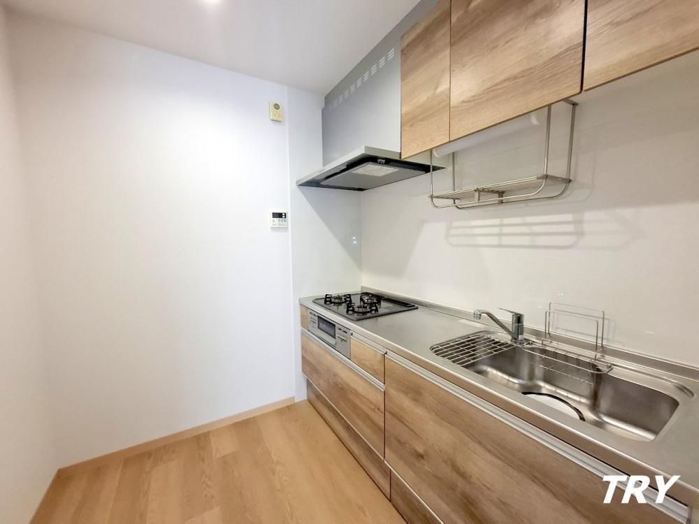 �y�L�b�`���z�@