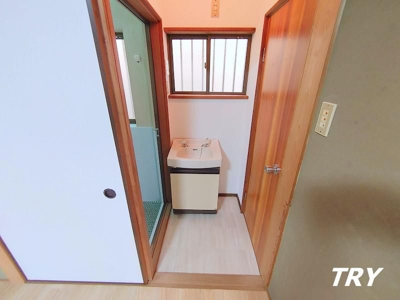 �y���ʏ��z�@