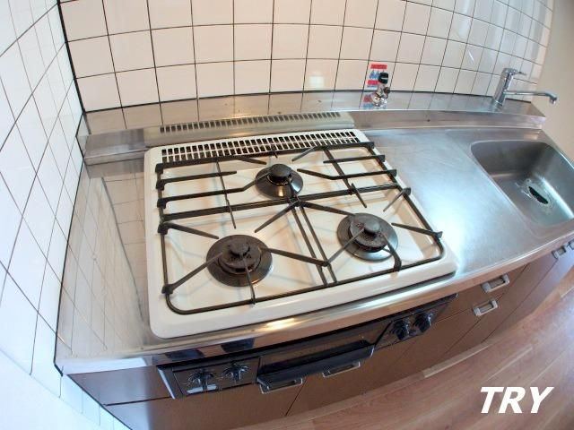 �y�L�b�`���z�@