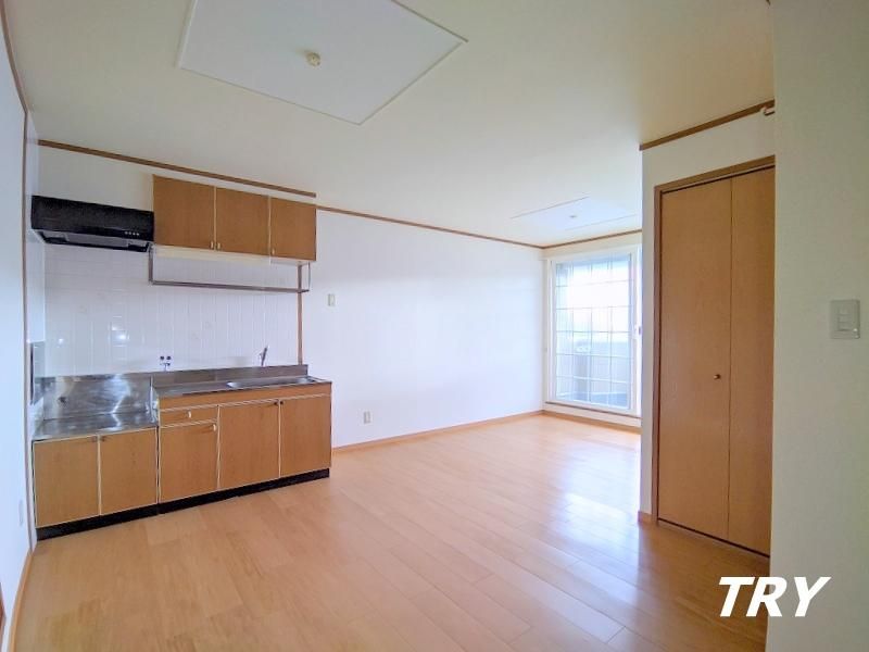 �y�����E���r���O�z�@