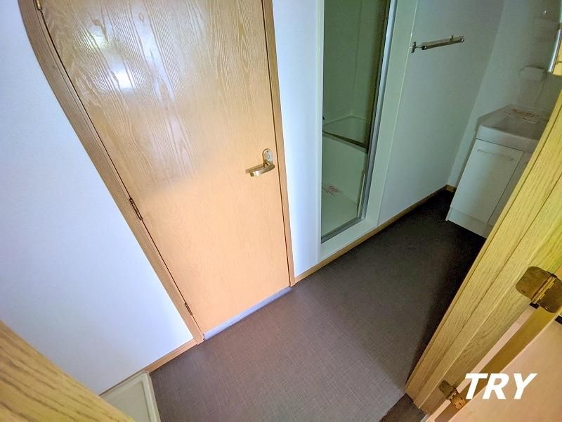 �y���ʏ��z�@