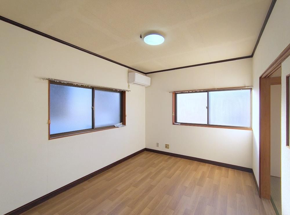 �y���̑������E�X�y�[�X�z�@