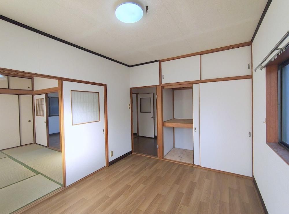 �y���[�z�@