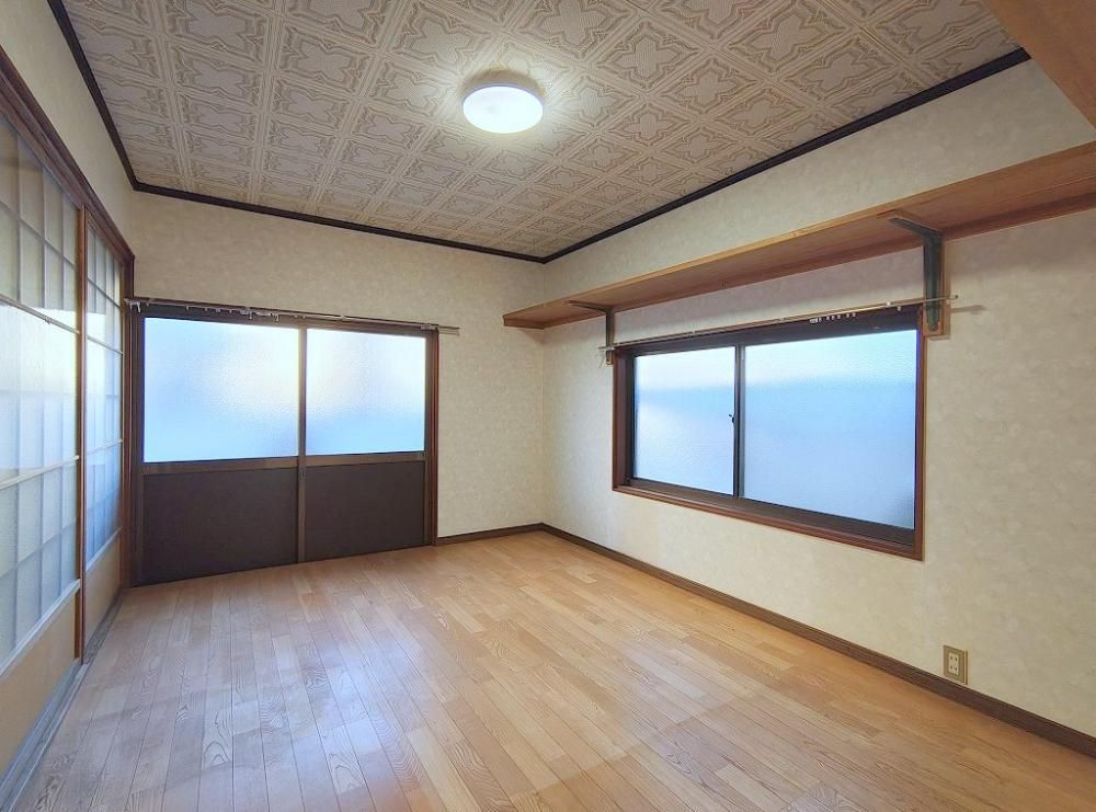 �y���̑������E�X�y�[�X�z�@