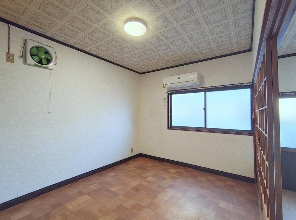 �y���̑������E�X�y�[�X�z�@