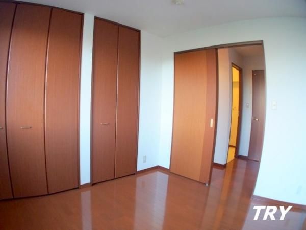 �y�Q���z�@