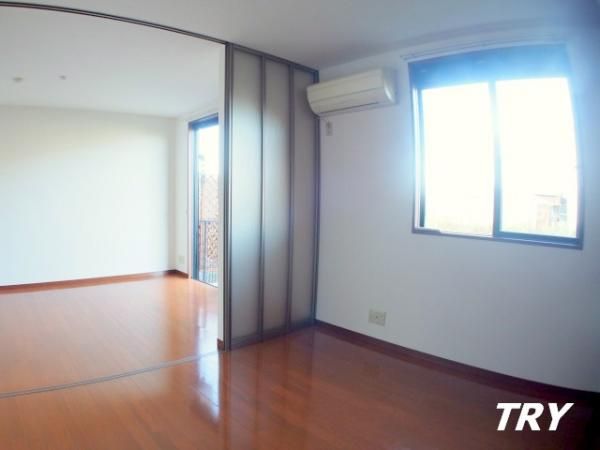 �y�Q���z�@