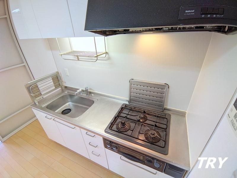 �y�L�b�`���z�@