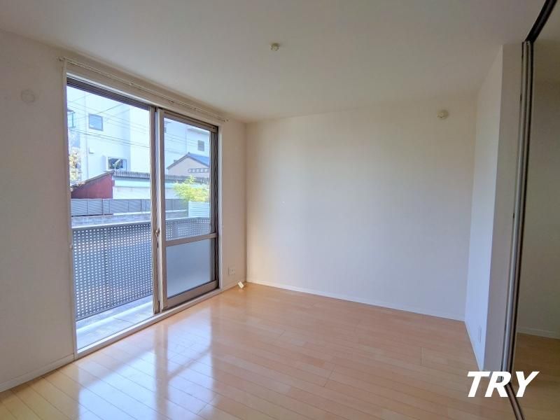 �y�Q���z�@