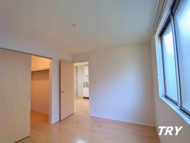 �y�Q���z�@